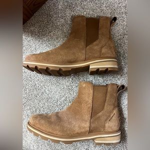 Size 10 sorel leather waterproof boots